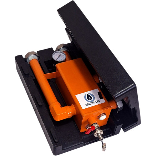 Bouteille de mélange-Séparateur hydraulique avec manomètre 1" DN25 Nordic Tec